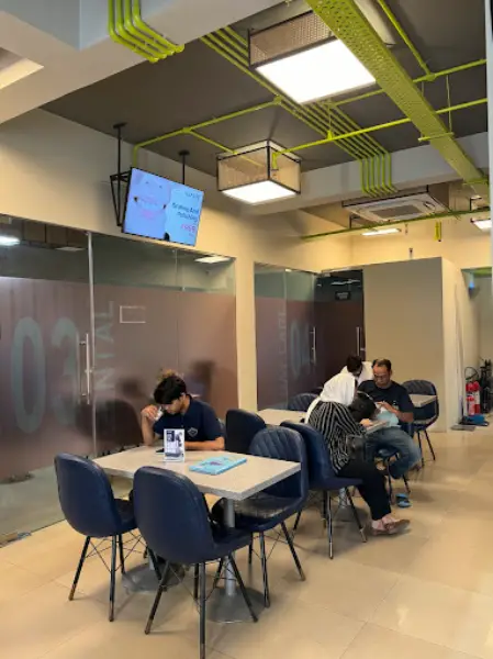 Healic Multispecialty Clinic, Gurgaon Waiting Area